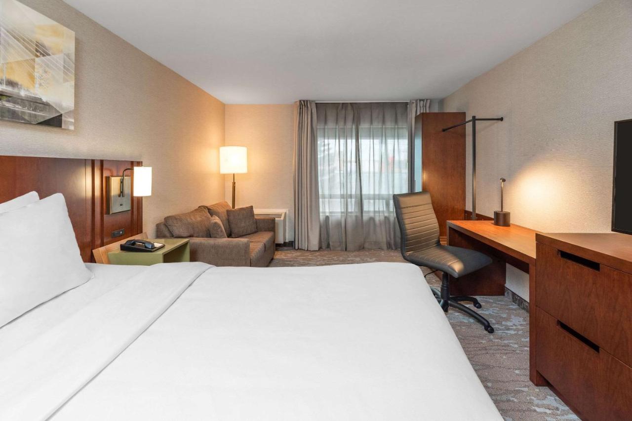 Comfort Inn West Ottawa Extérieur photo