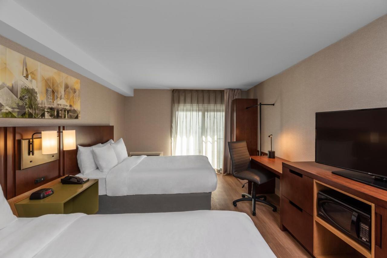 Comfort Inn West Ottawa Extérieur photo
