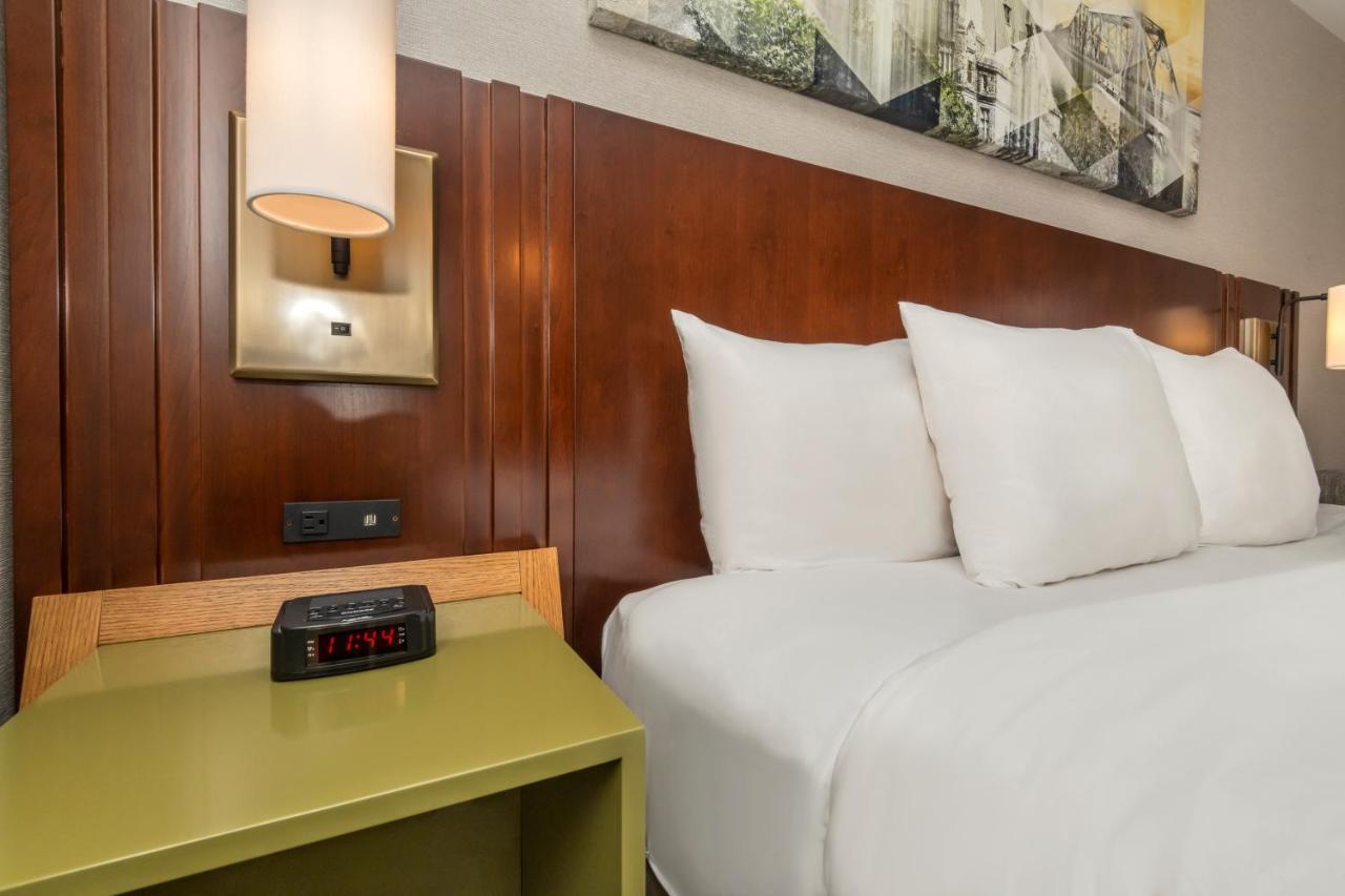 Comfort Inn West Ottawa Extérieur photo