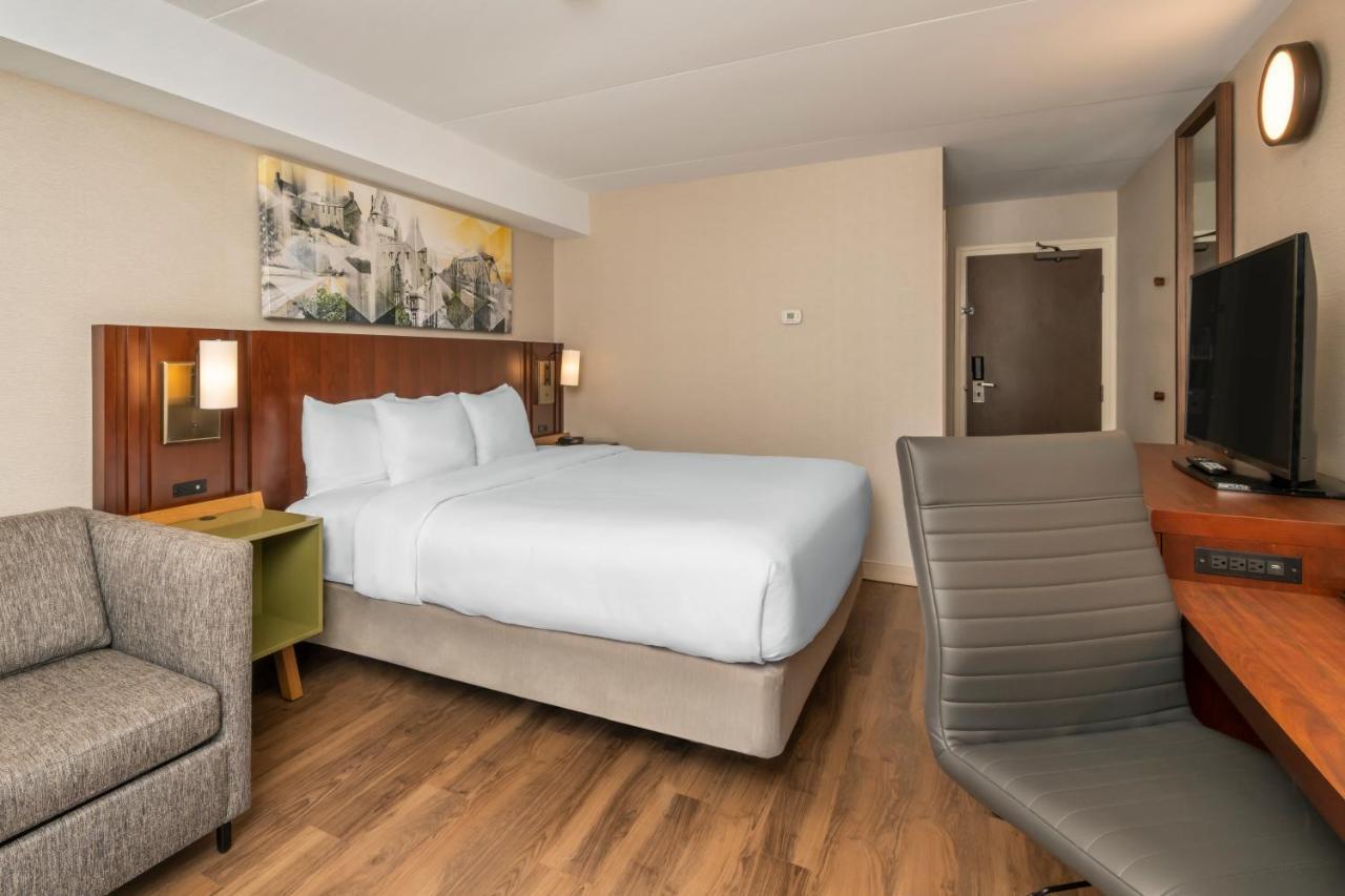 Comfort Inn West Ottawa Extérieur photo