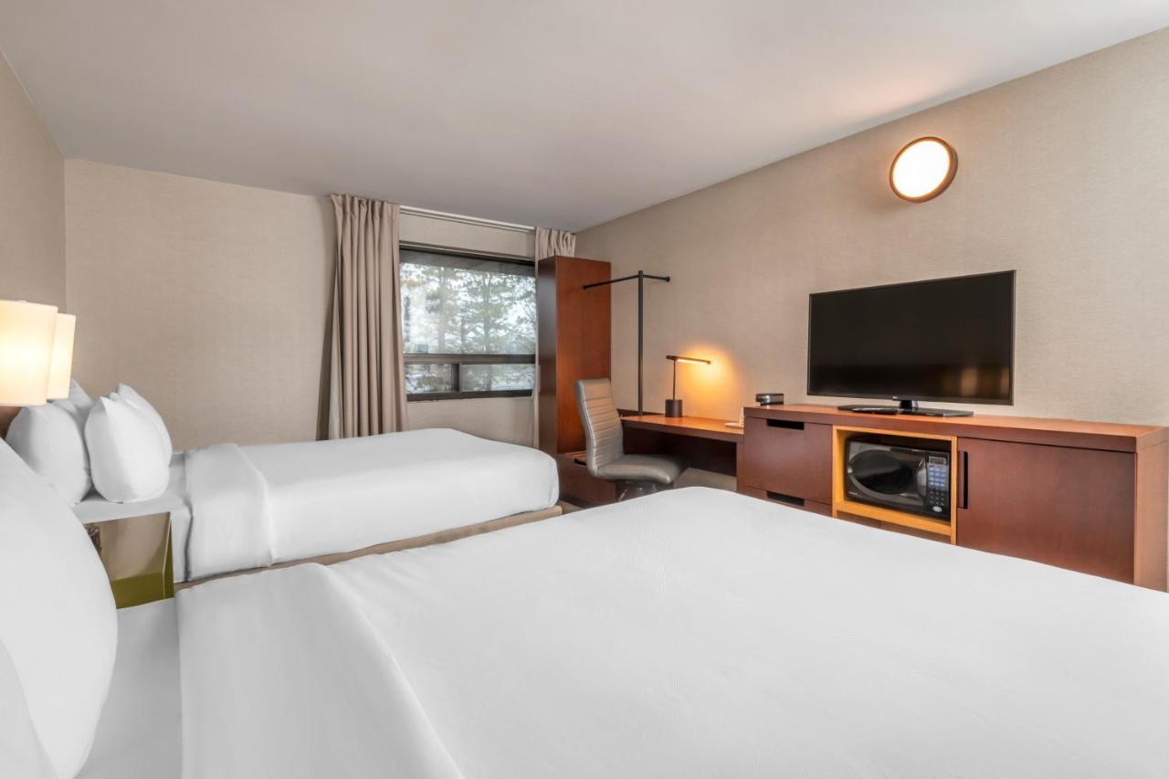 Comfort Inn West Ottawa Extérieur photo