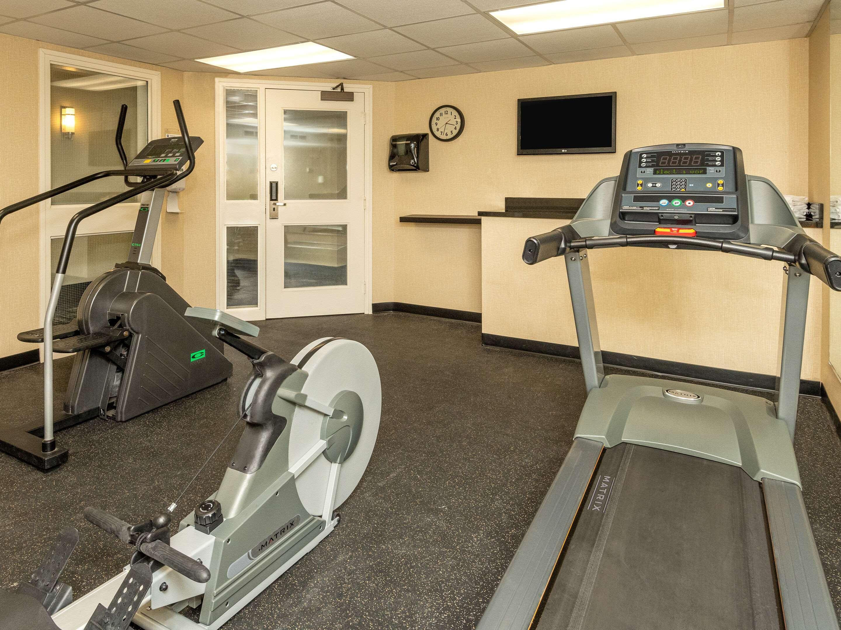 Comfort Inn West Ottawa Extérieur photo
